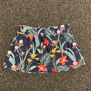 REKITA Swim Skirt Size Medium Navy Blue Floral Pattern